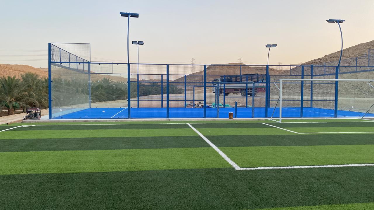 ملعب بادل العيينة